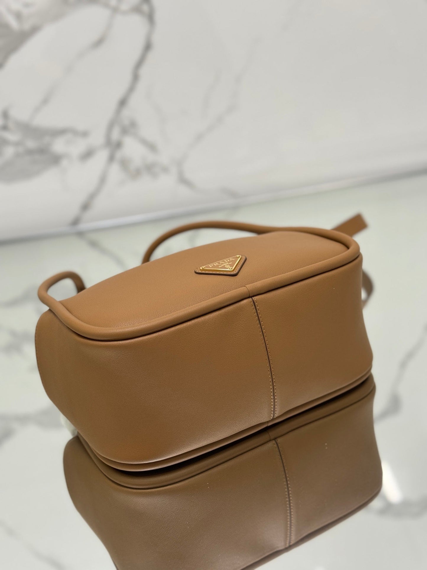 PRADA DARLING HANDBAG 25 IN RUSSET BROWN SOFT GRAIN LAMBSKIN