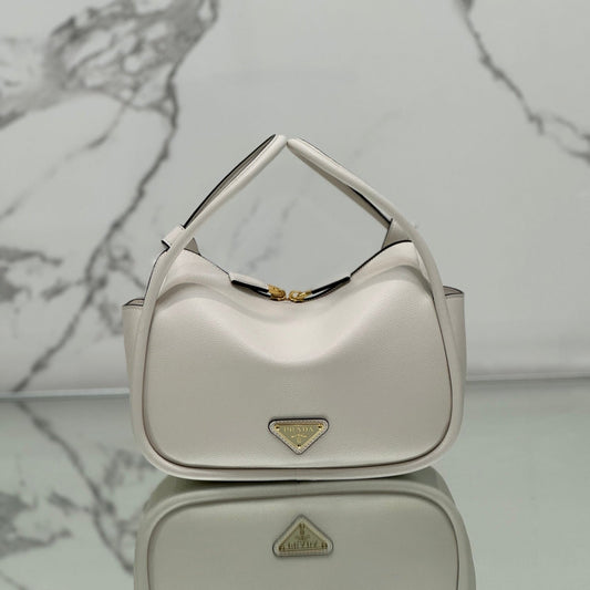 PRADA DARLING HANDBAG 25 IN WHITE SOFT GRAIN LAMBSKIN