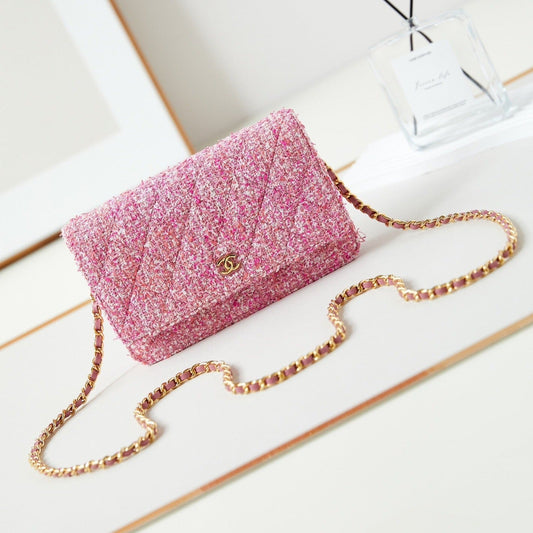 CHANEL 24p woc 19cm pink tweed gold hardware