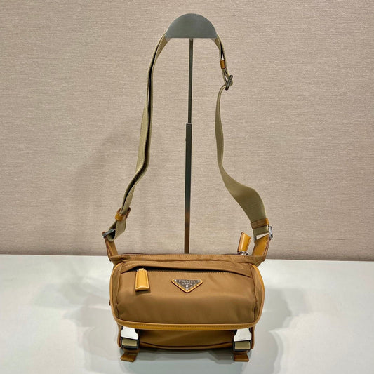 PRADA MESSENGER BAG 20 IN CIDER BROWN RE-NYLON AND CALFSKIN TRIM