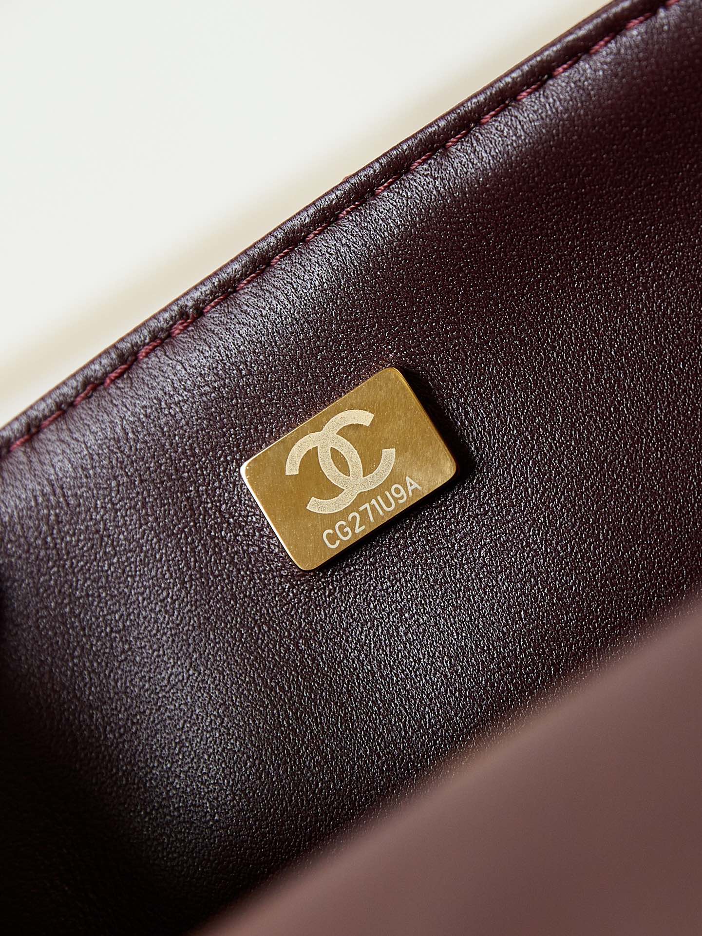 CHANEL 24s small flap bag 23cm burgundy calfskin gold hardware