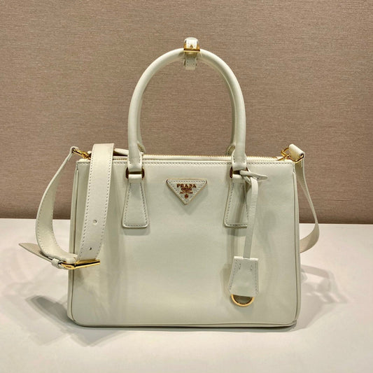 PRADA MEDIUM GALLERIA BAG 28 IN WHITE SMOOTH CALFSKIN GOLD HARDWARE