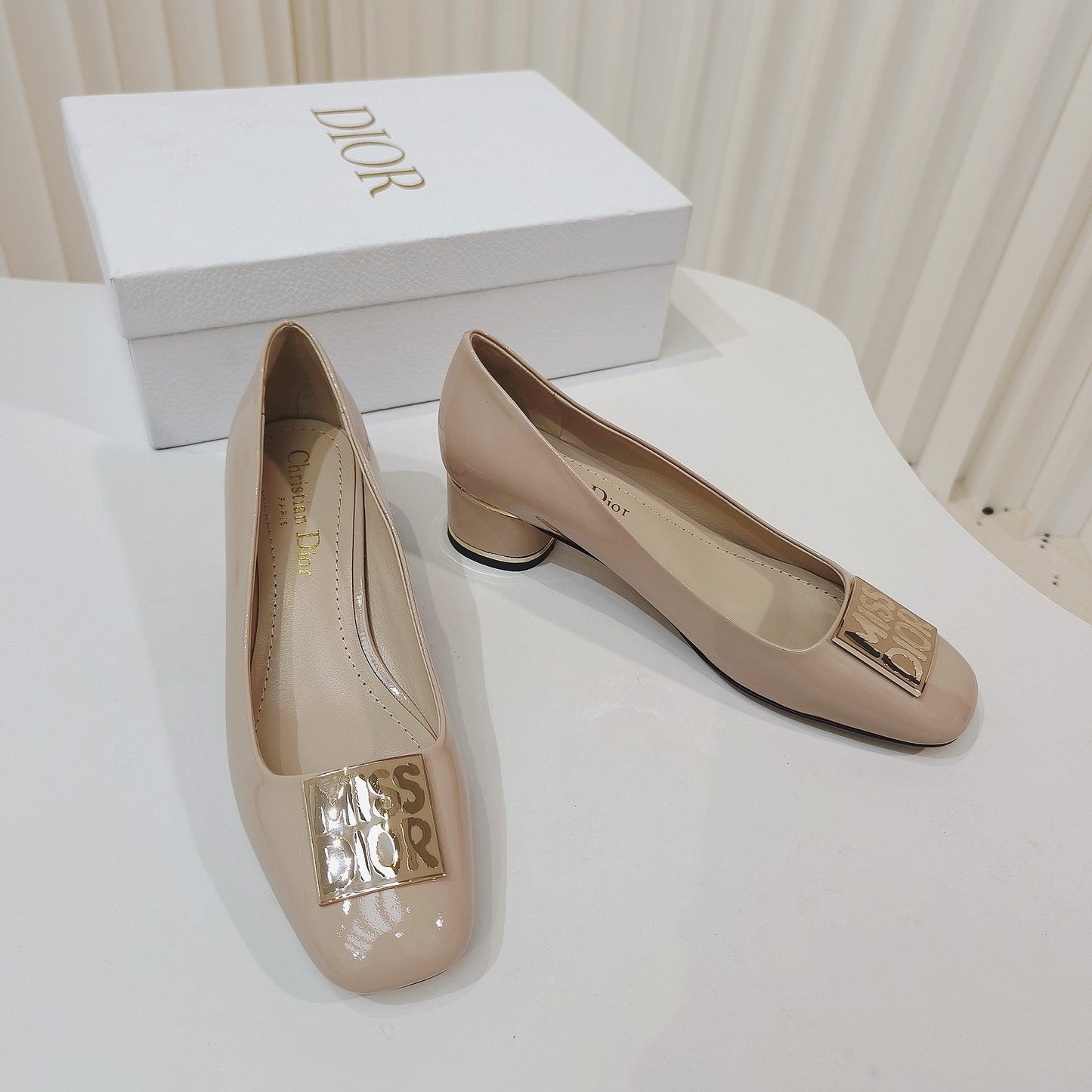 DIOR Miss DIOR Pump 40mm In Beige Cowhide 111364