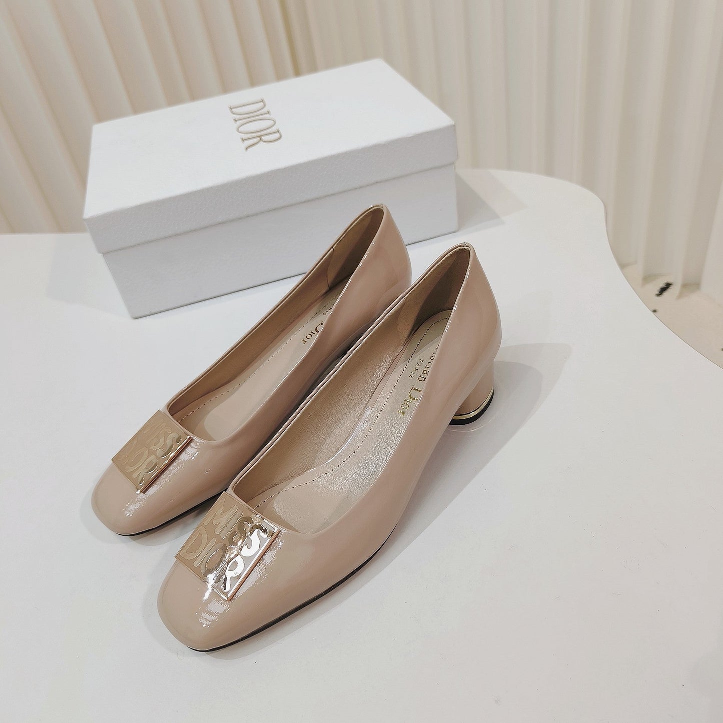 DIOR Miss DIOR Pump 40mm In Beige Cowhide 111364