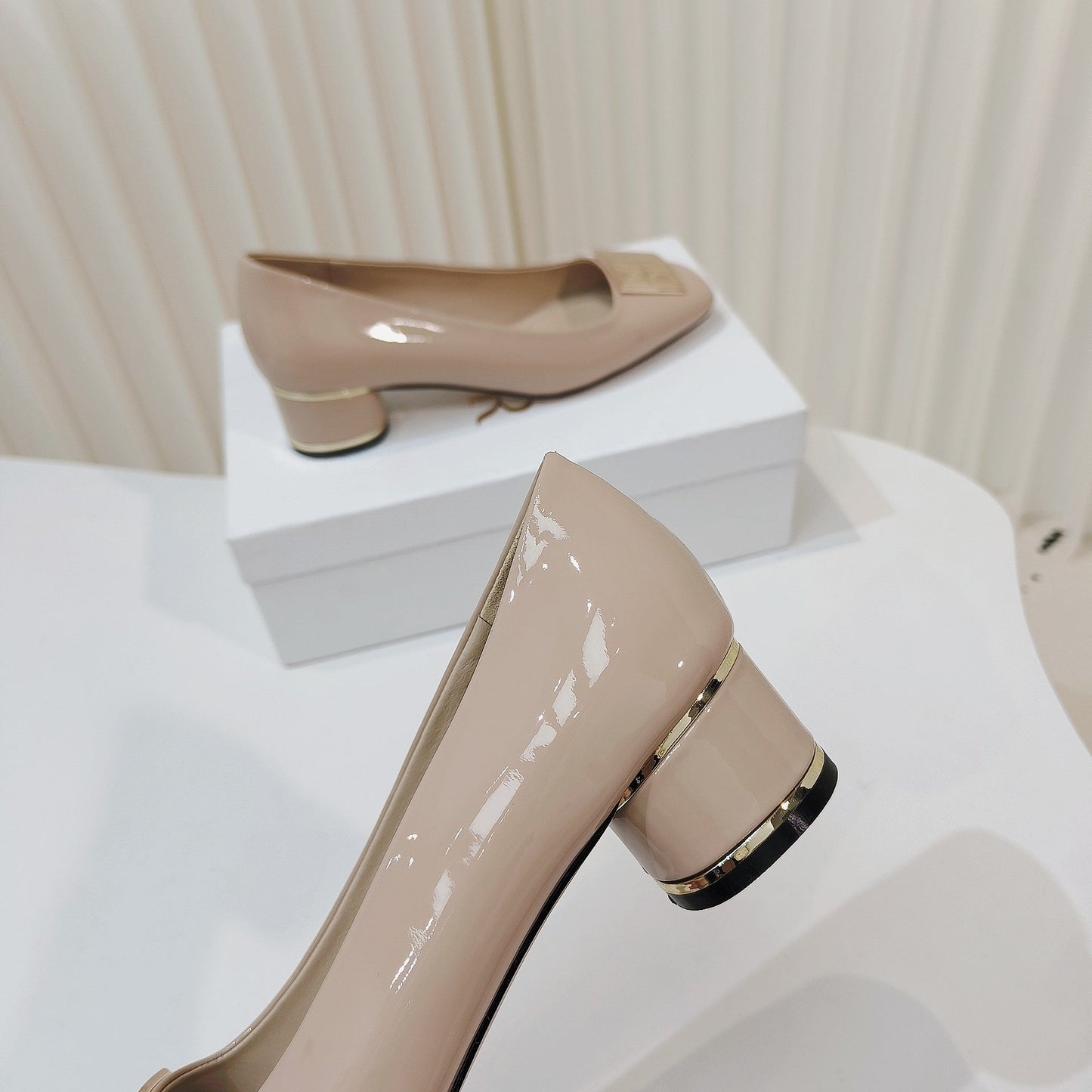 DIOR Miss DIOR Pump 40mm In Beige Cowhide 111364