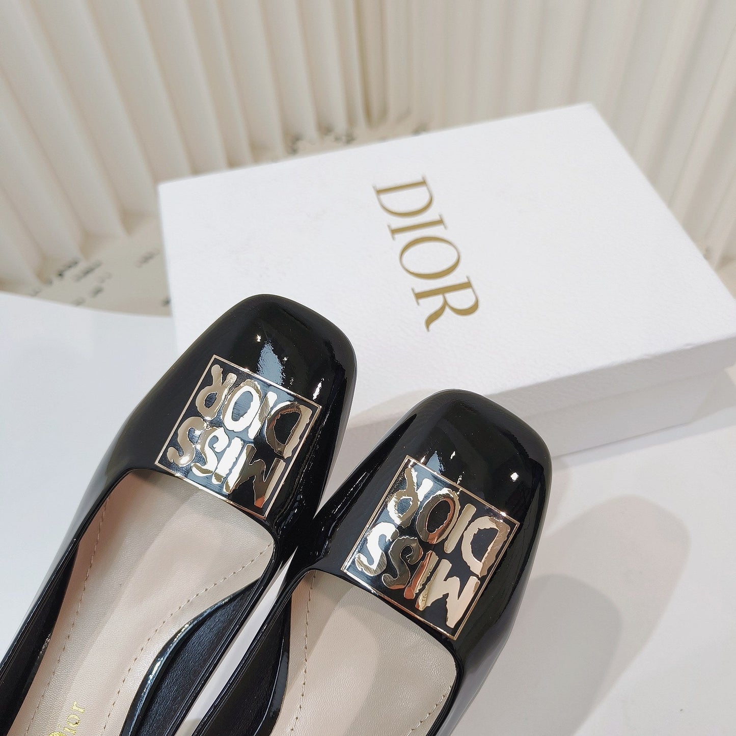 DIOR Miss DIOR Pump 40mm In Glossy Black Cowhide 111368