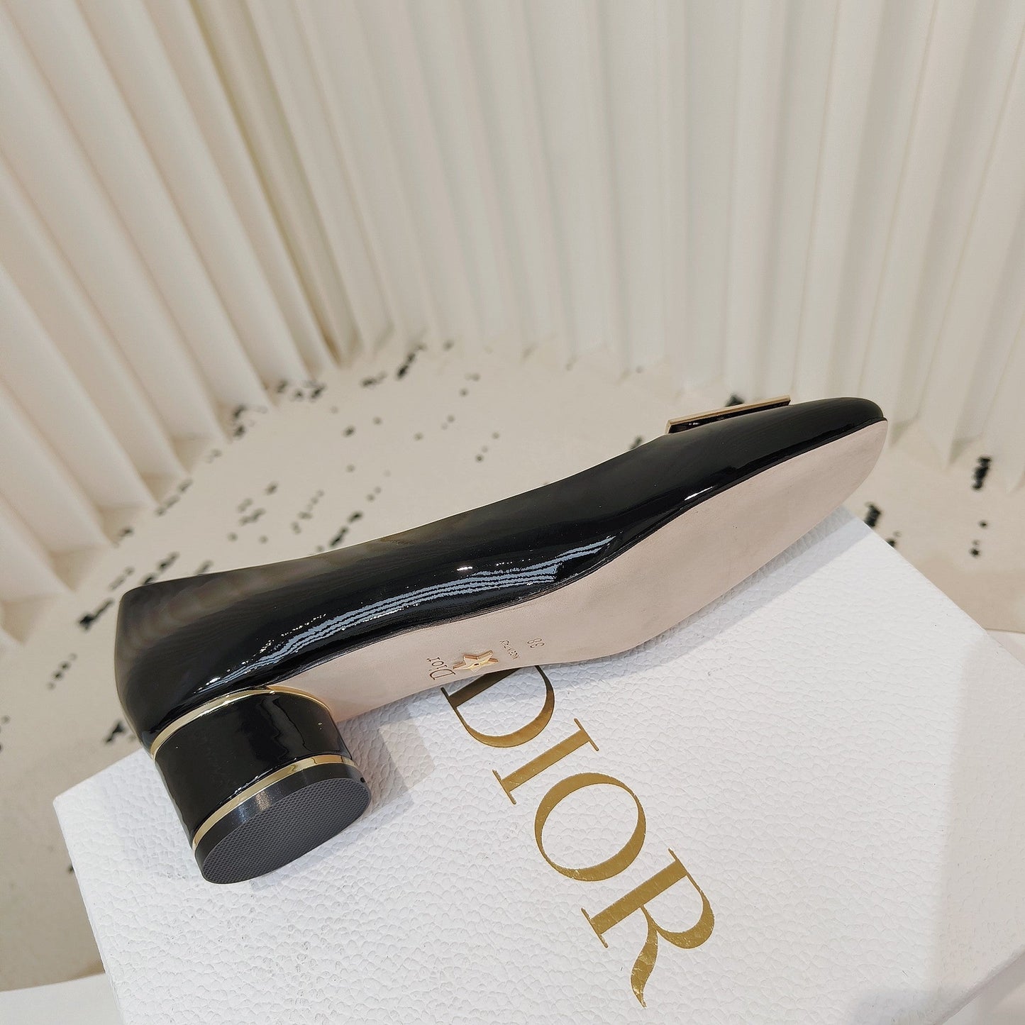 DIOR Miss DIOR Pump 40mm In Glossy Black Cowhide 111368