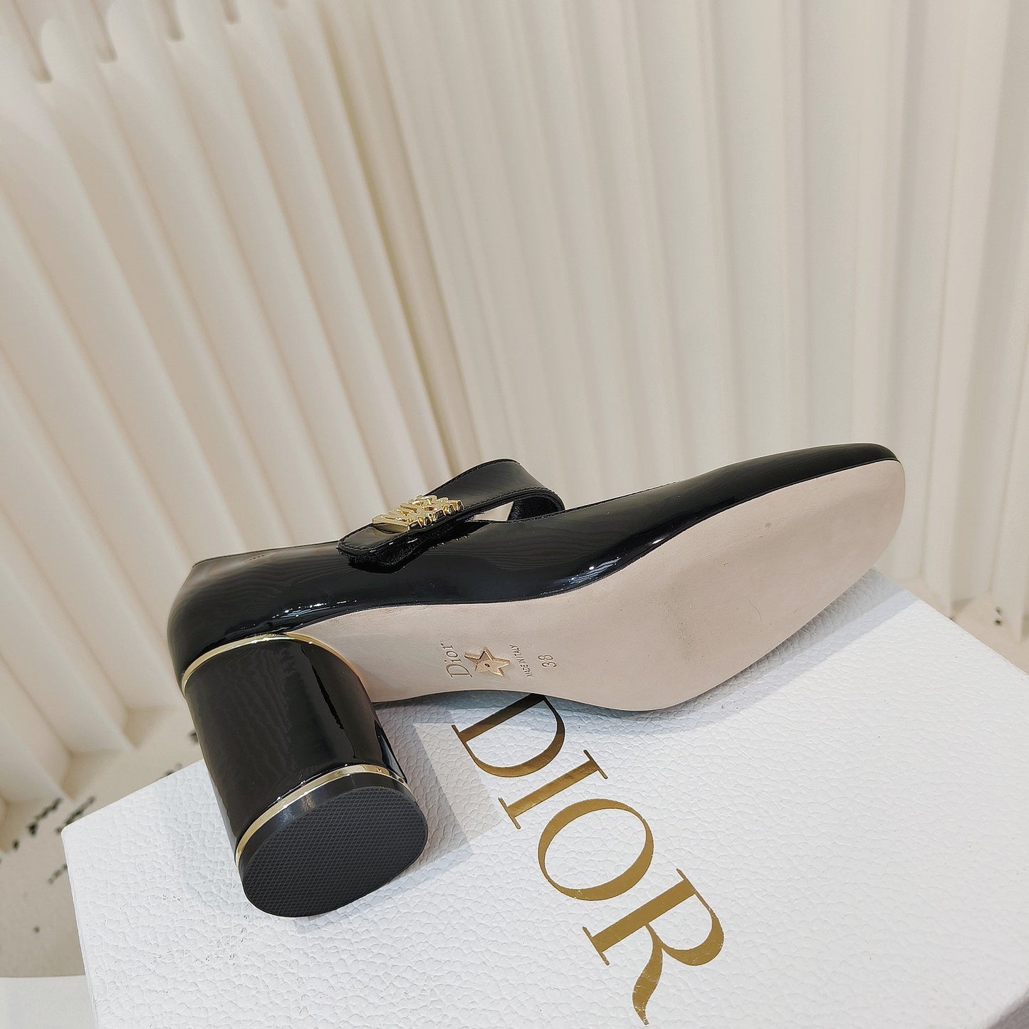 DIOR Miss DIOR Pump 85mm In Glossy Black Cowhide 111359