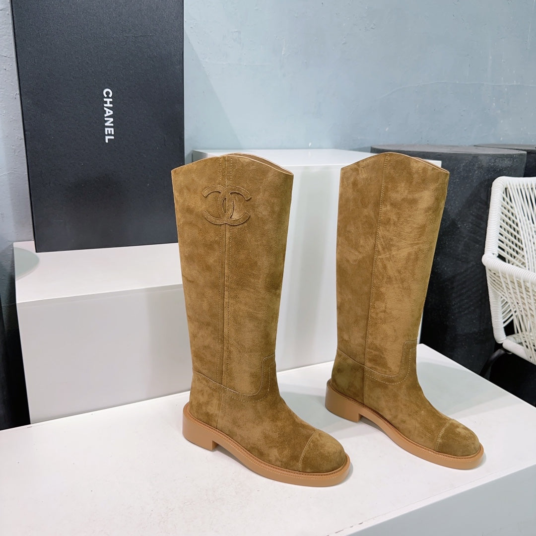 CHANEL 24ss Long Boot Brown Suede