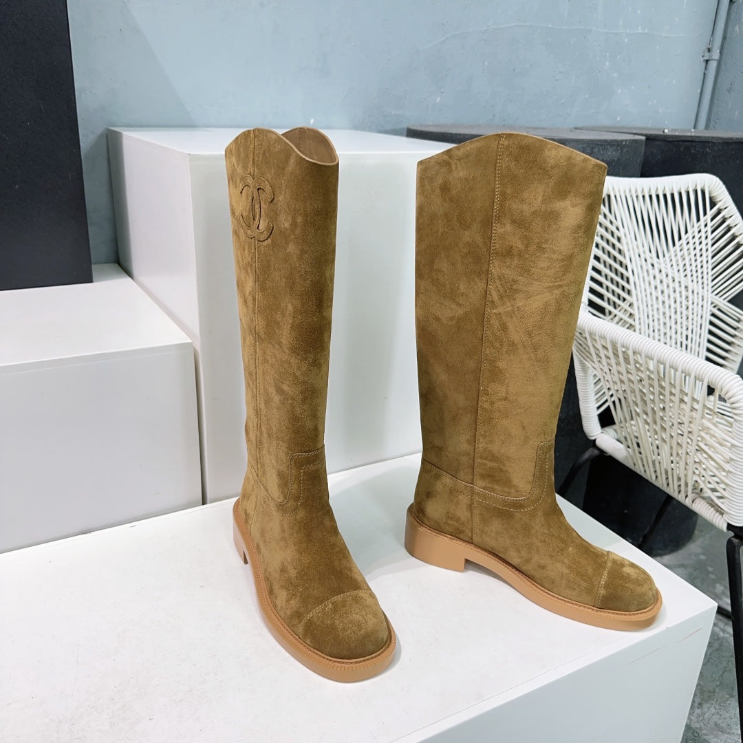CHANEL 24ss Long Boot Brown Suede