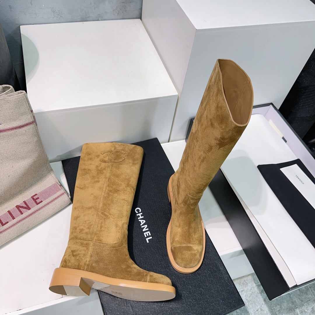 CHANEL 24ss Long Boot Brown Suede