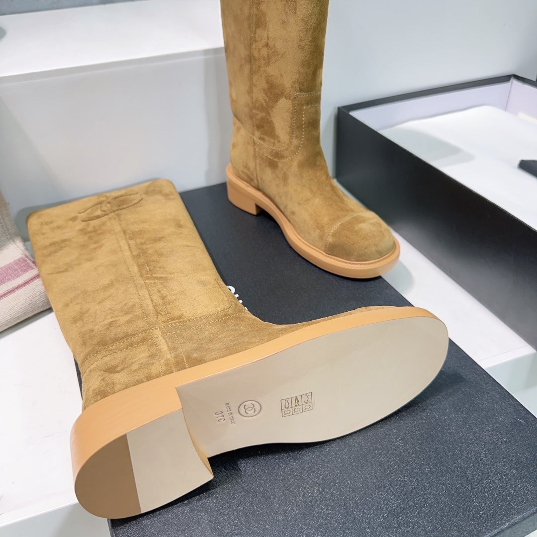 CHANEL 24ss Long Boot Brown Suede