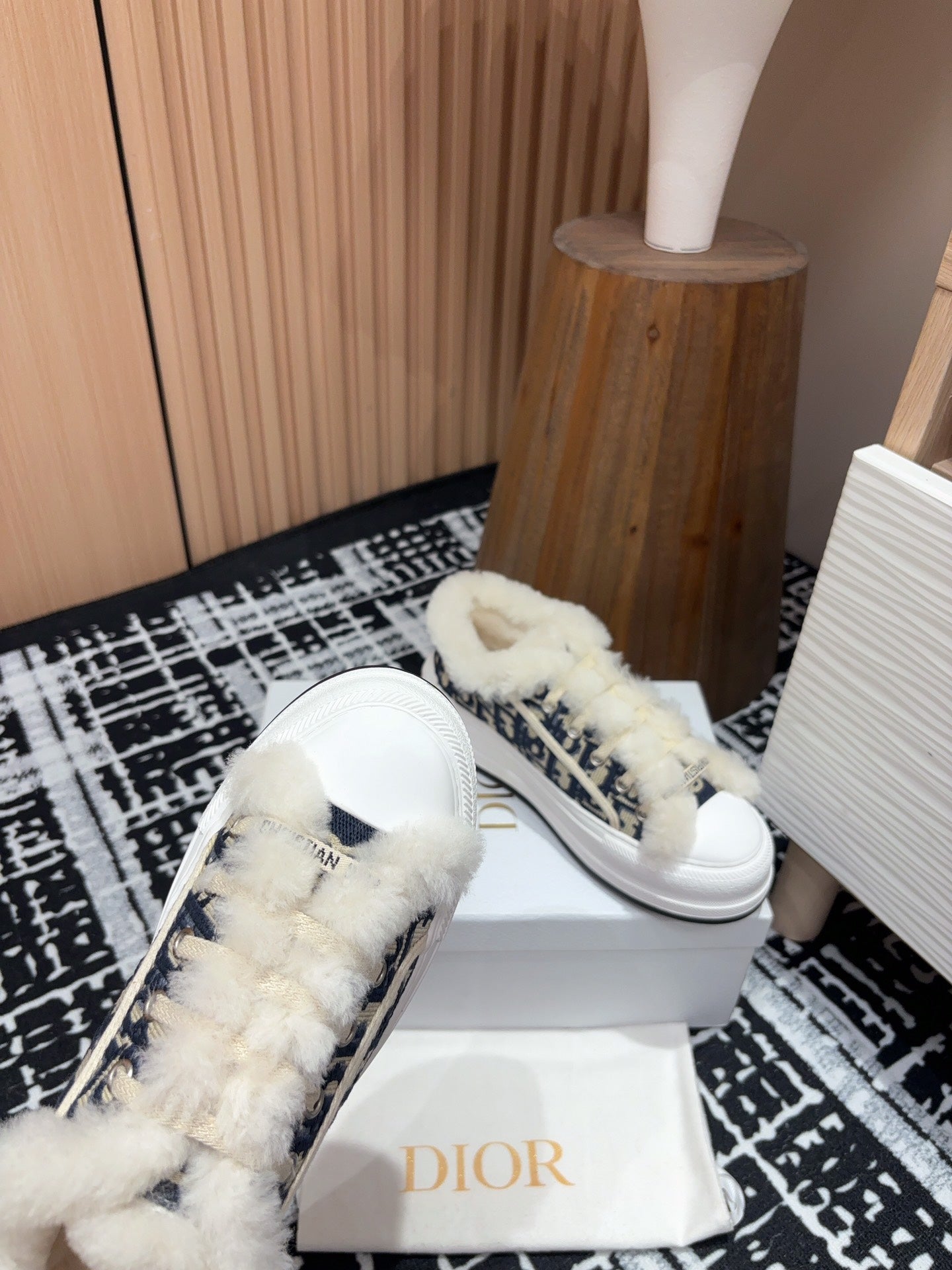 DIOR Walk'n' DIOR Platform Sneaker Black Mix charcoal Blue Oblique Jacquard And Fleece Lining