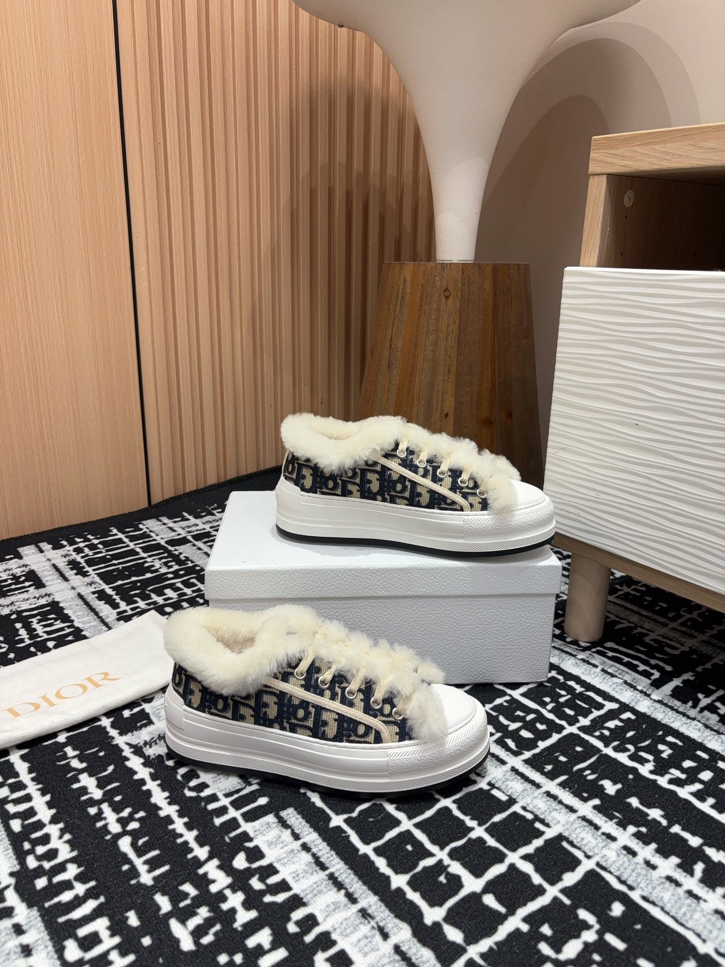 DIOR Walk'n' DIOR Platform Sneaker Black Mix charcoal Blue Oblique Jacquard And Fleece Lining