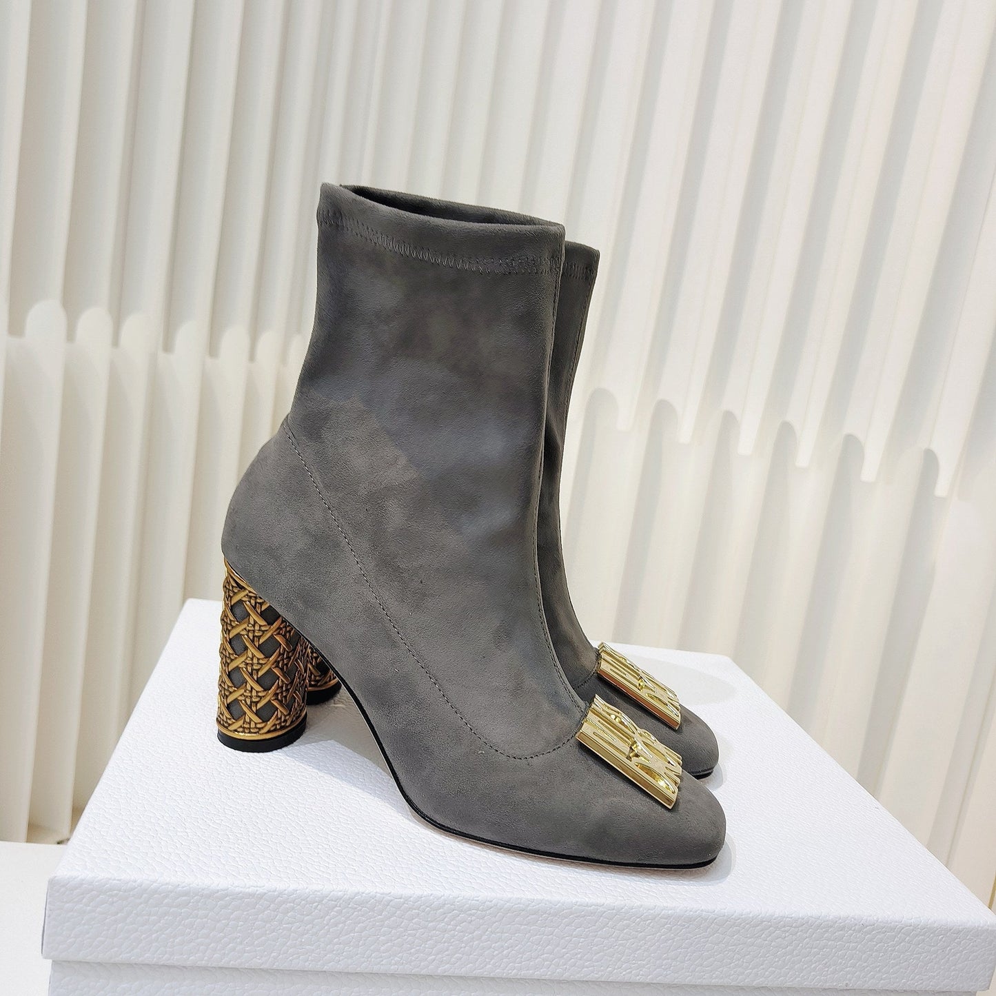DIOR Miss DIOR Ankle Boots 80mm Grey Suede 111378