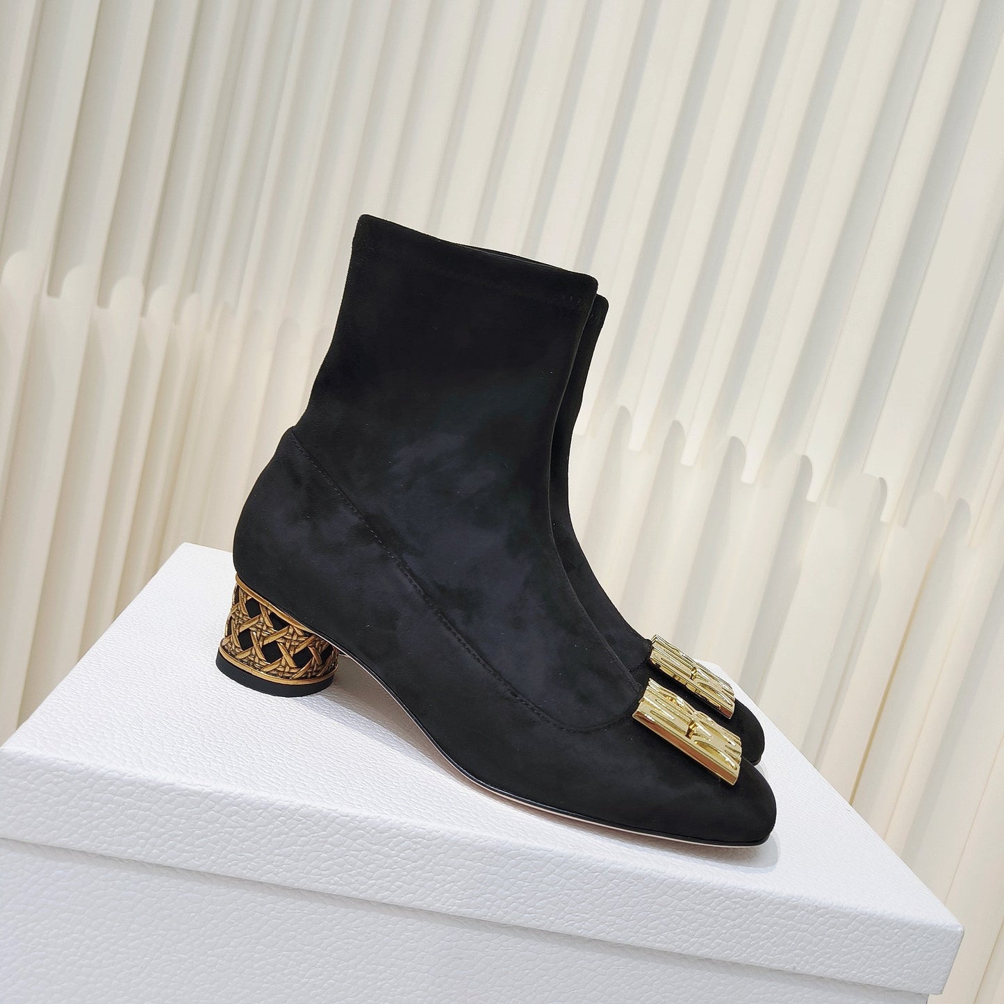 DIOR Miss DIOR Ankle Boots 40mm Black Suede 111389