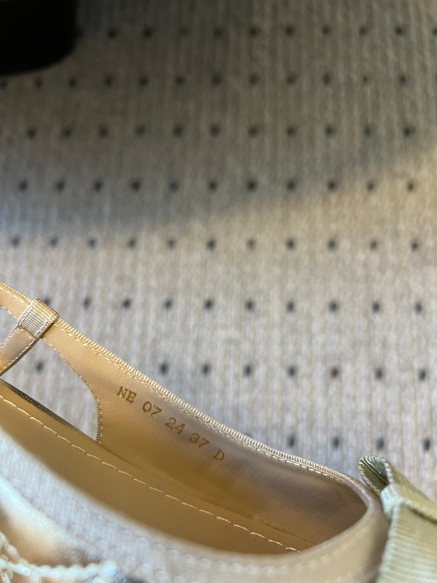 DIOR Ballet Slingback Pump 35mm In Gold Quilted Calfskin 997273