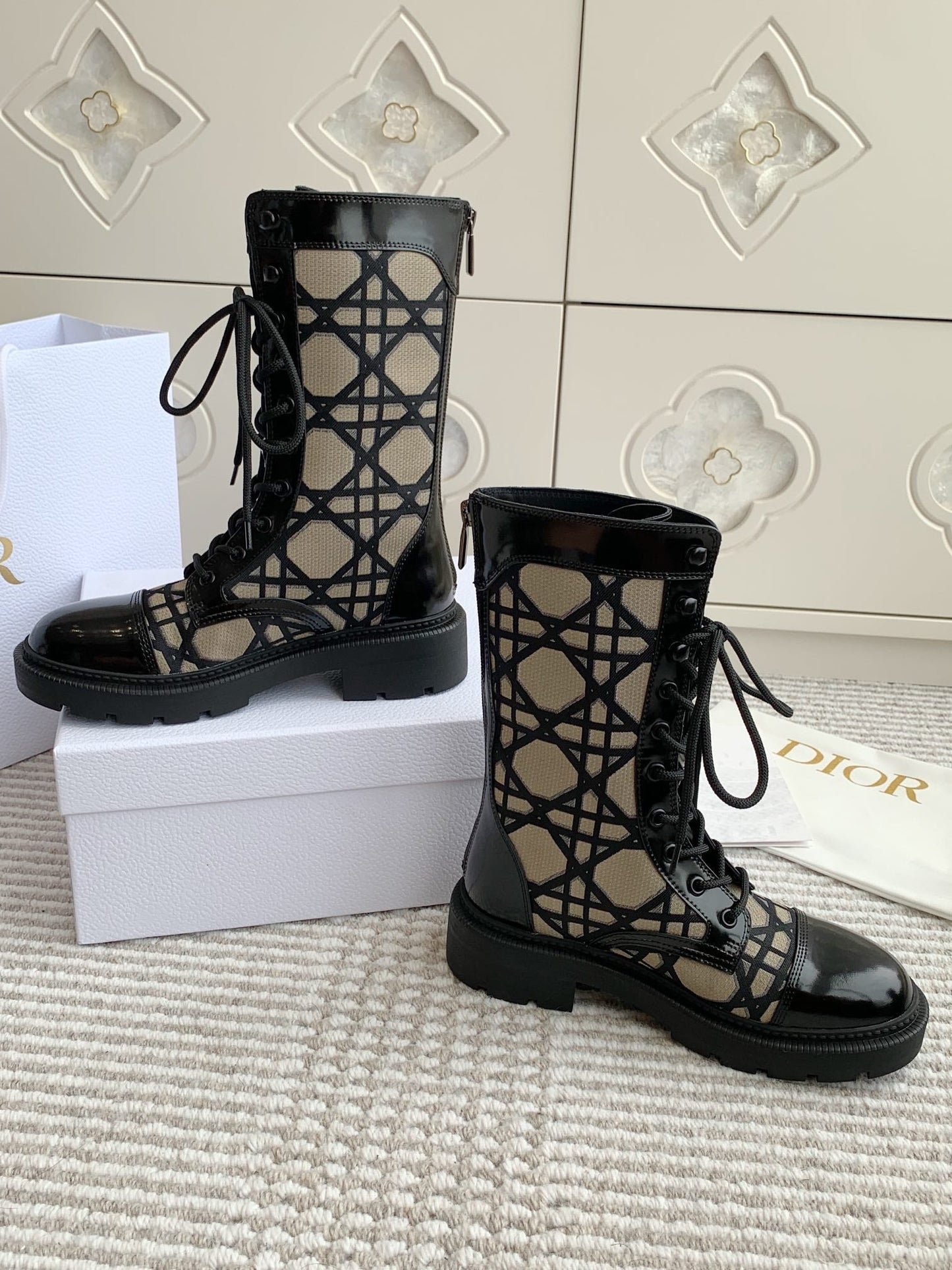 DIOR D-Unit Ankle Boot In Dark Beige Mix Black Canvas And Glossy Cowhide 105082