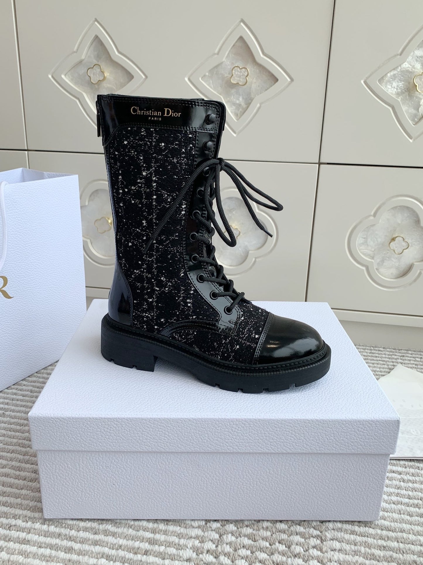 DIOR D-Unit Ankle Boot In Black Tweed Fabric And Glossy Cowhide 105086