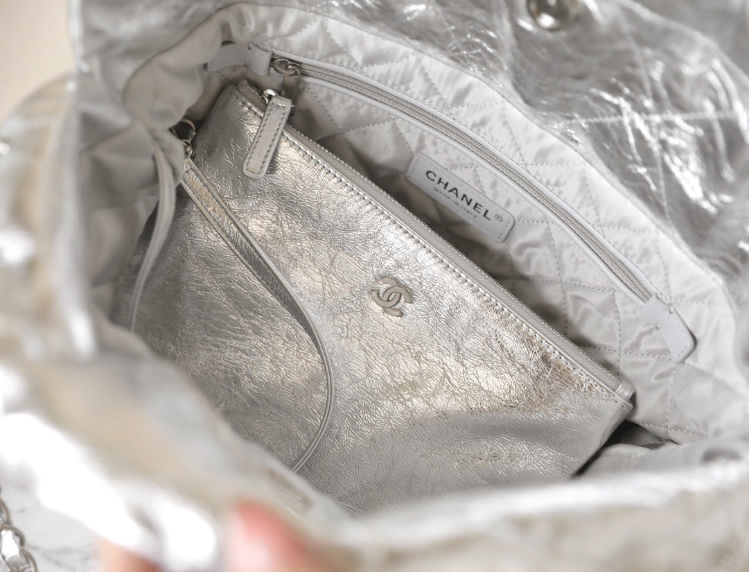 CHANEL 25C Hobo 22 Bag 35cm Silver Metalic Lambskin