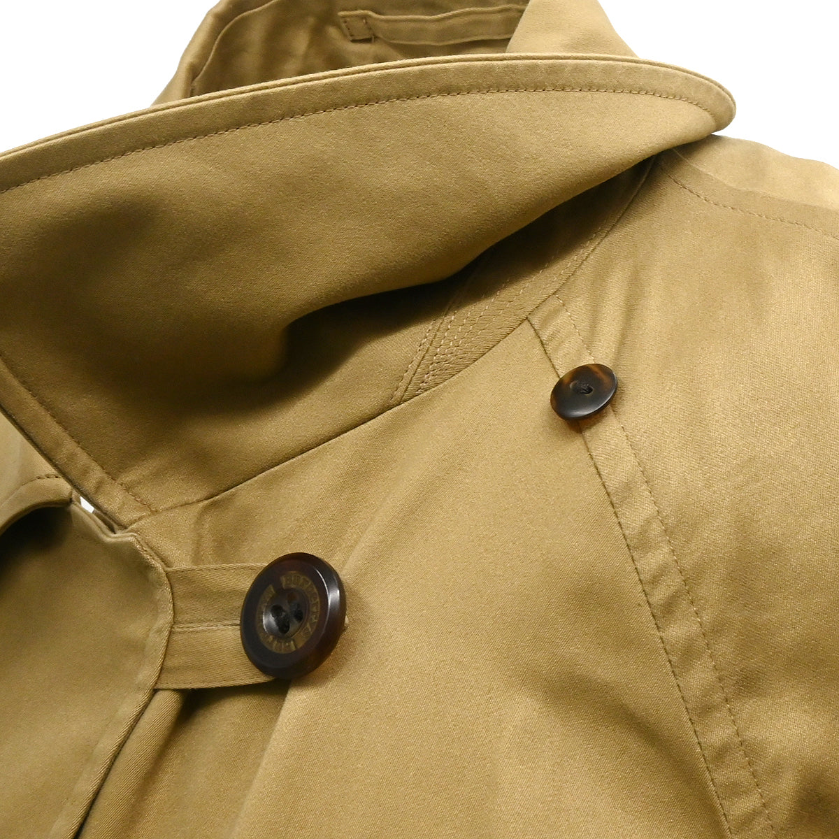 Burberrys Trench Coat Beige #42
