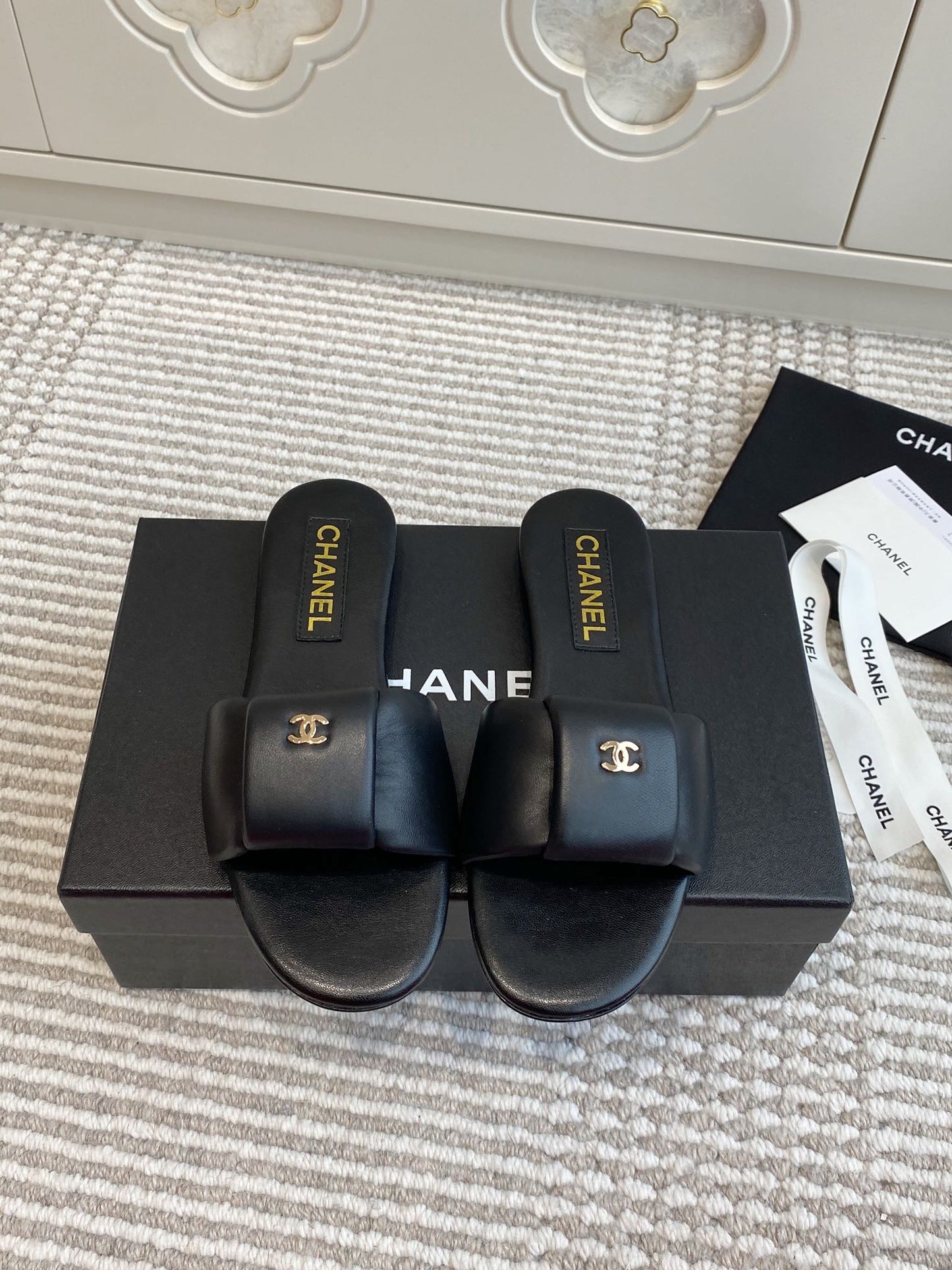 CHANEL 25 Mule Calfskin