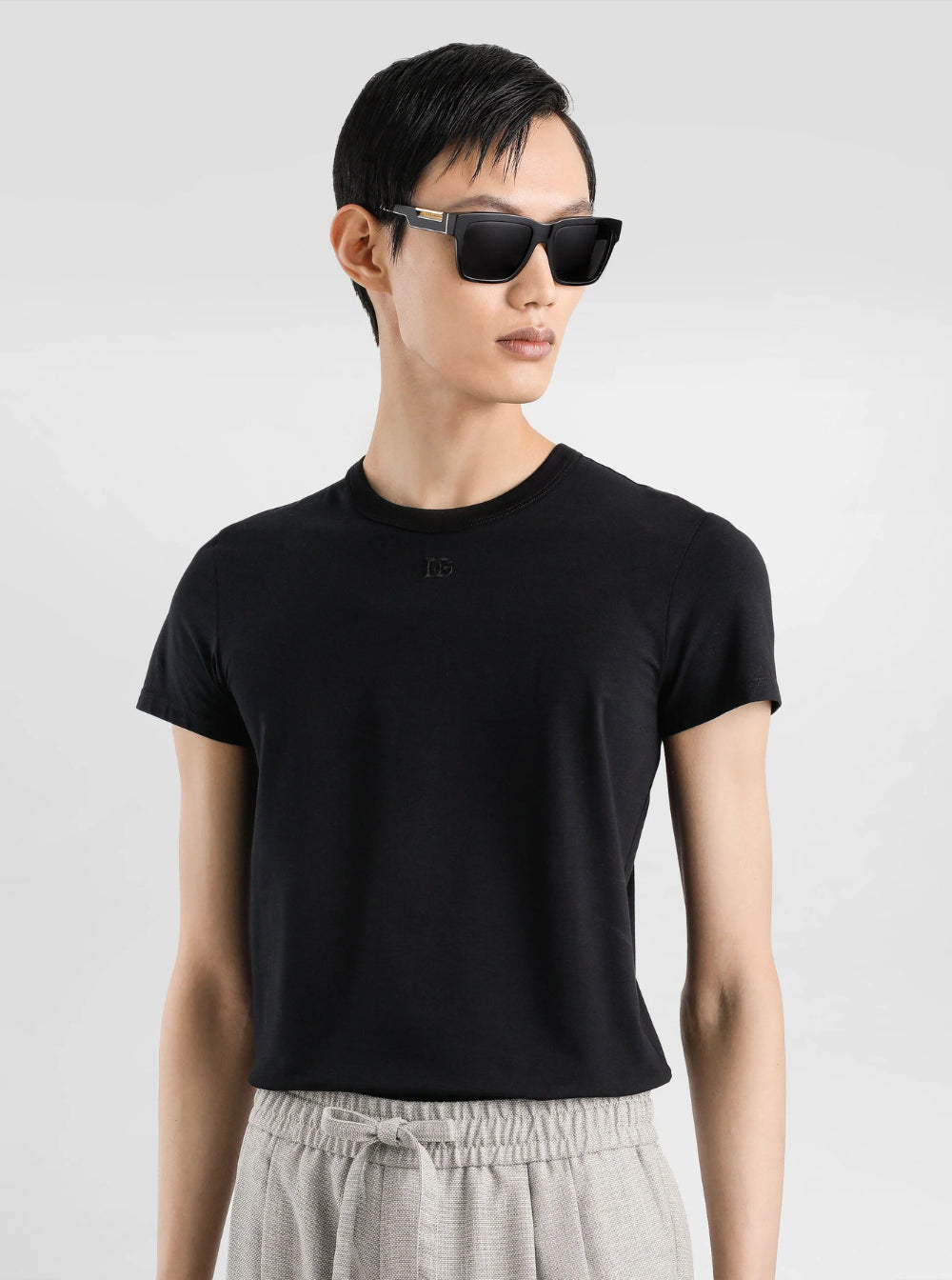Dolce & Gabbana Men Black Crewneck T-Shirt With Tonal Logo Lettering Embroidery On The Front In Cotton Stretch Man