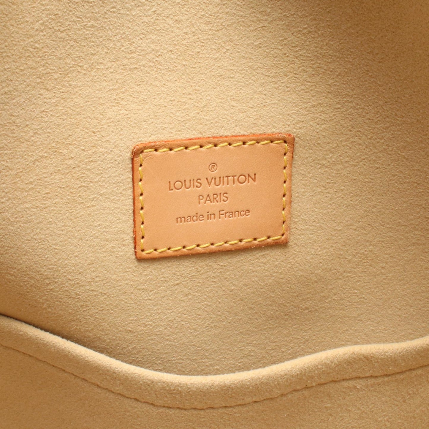 Louis Vuitton Manhattan Monogram Handbag