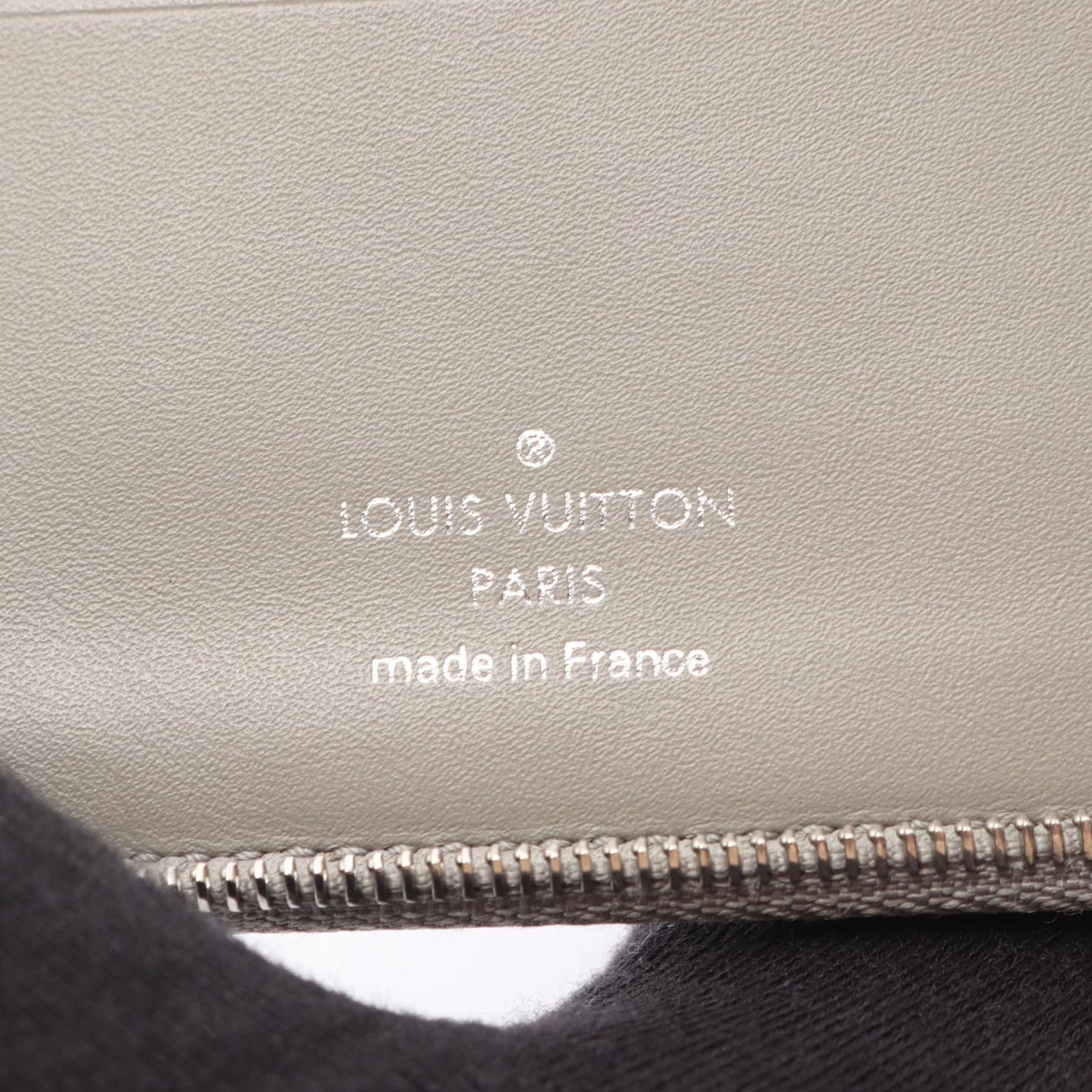 Louis Vuitton Zippy Compact Wallet Mahina Wallet