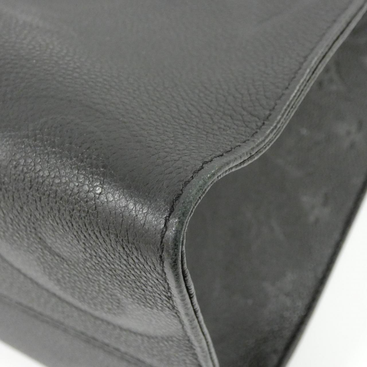 Louis Vuitton OnTheGo Monogram Empreinte Bag