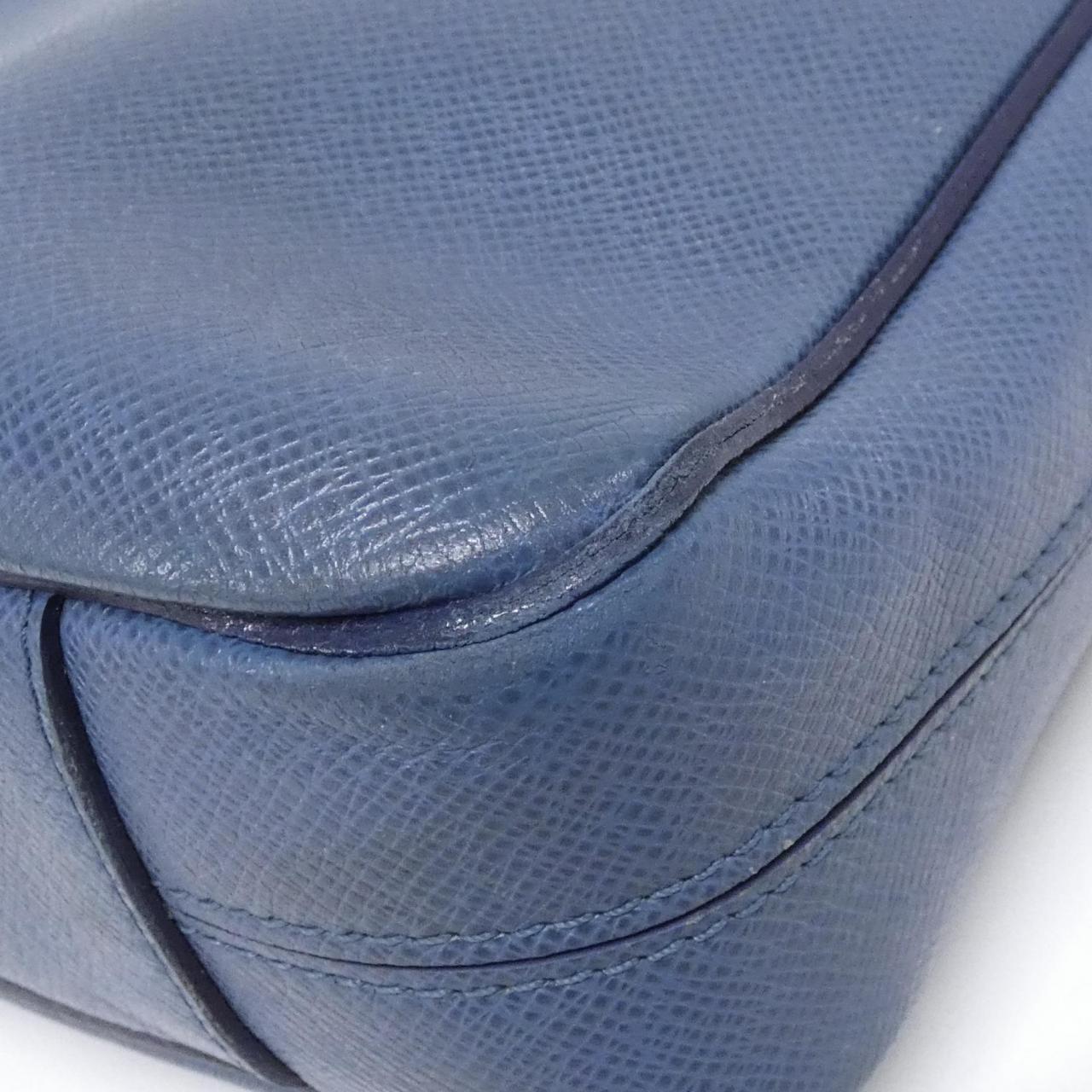 Louis Vuitton Taiga Porte-Documents Voyage Bag