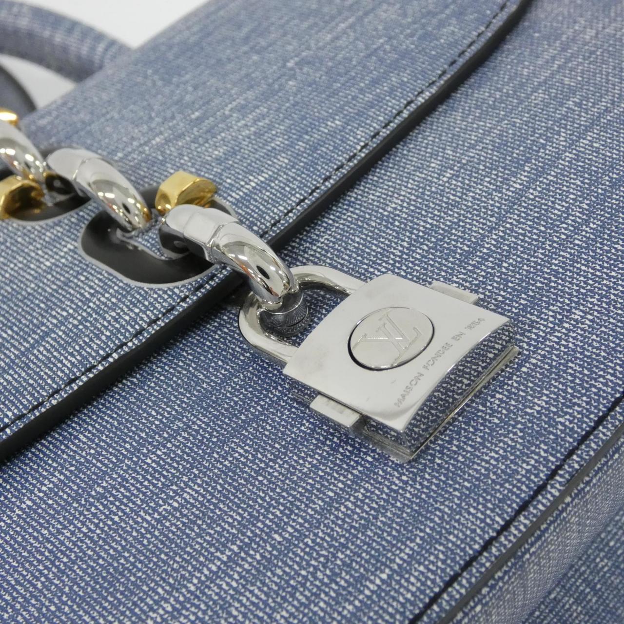 Louis Vuitton Chain It Epi Bag