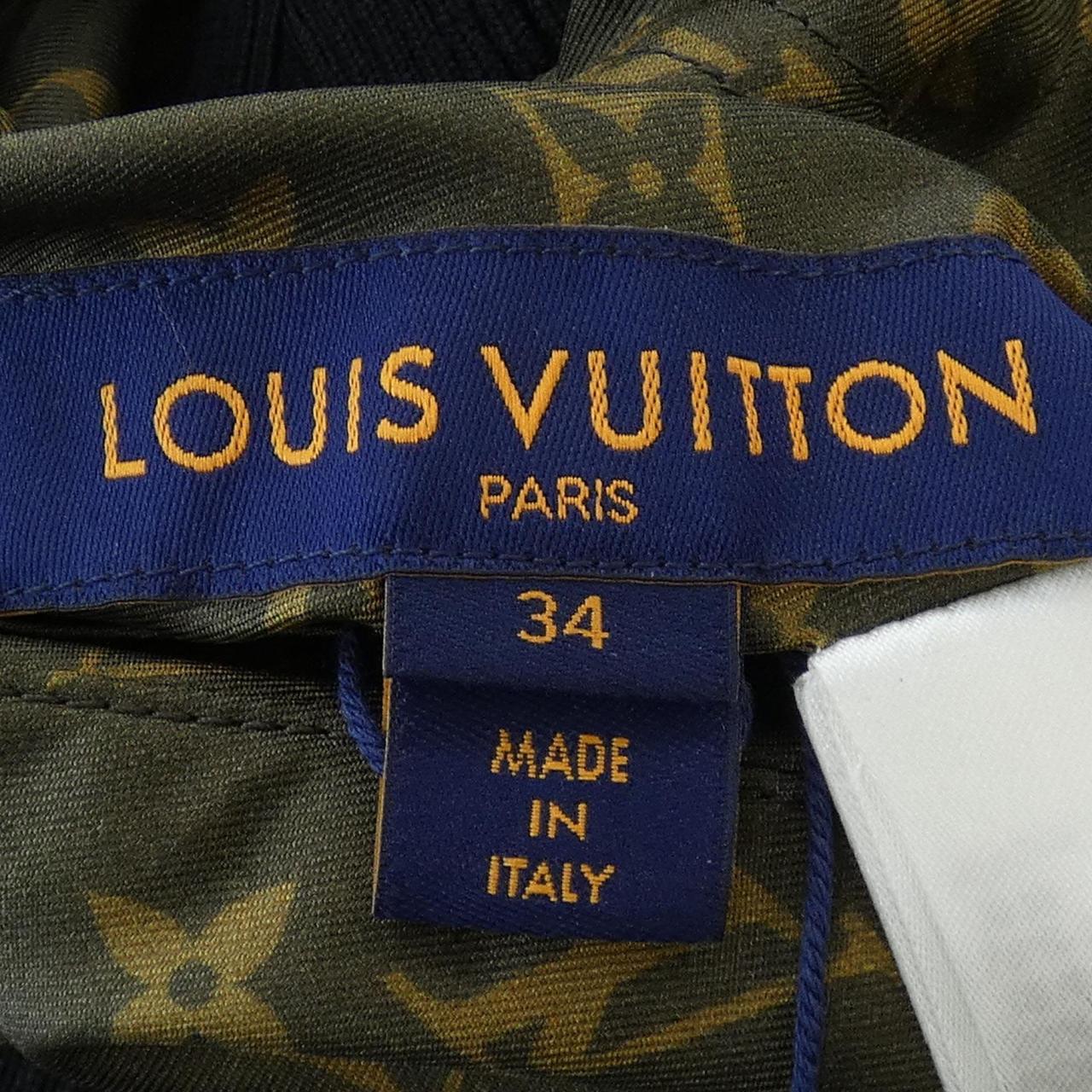 Louis Vuitton FMVE63OF5 Silk Blouson