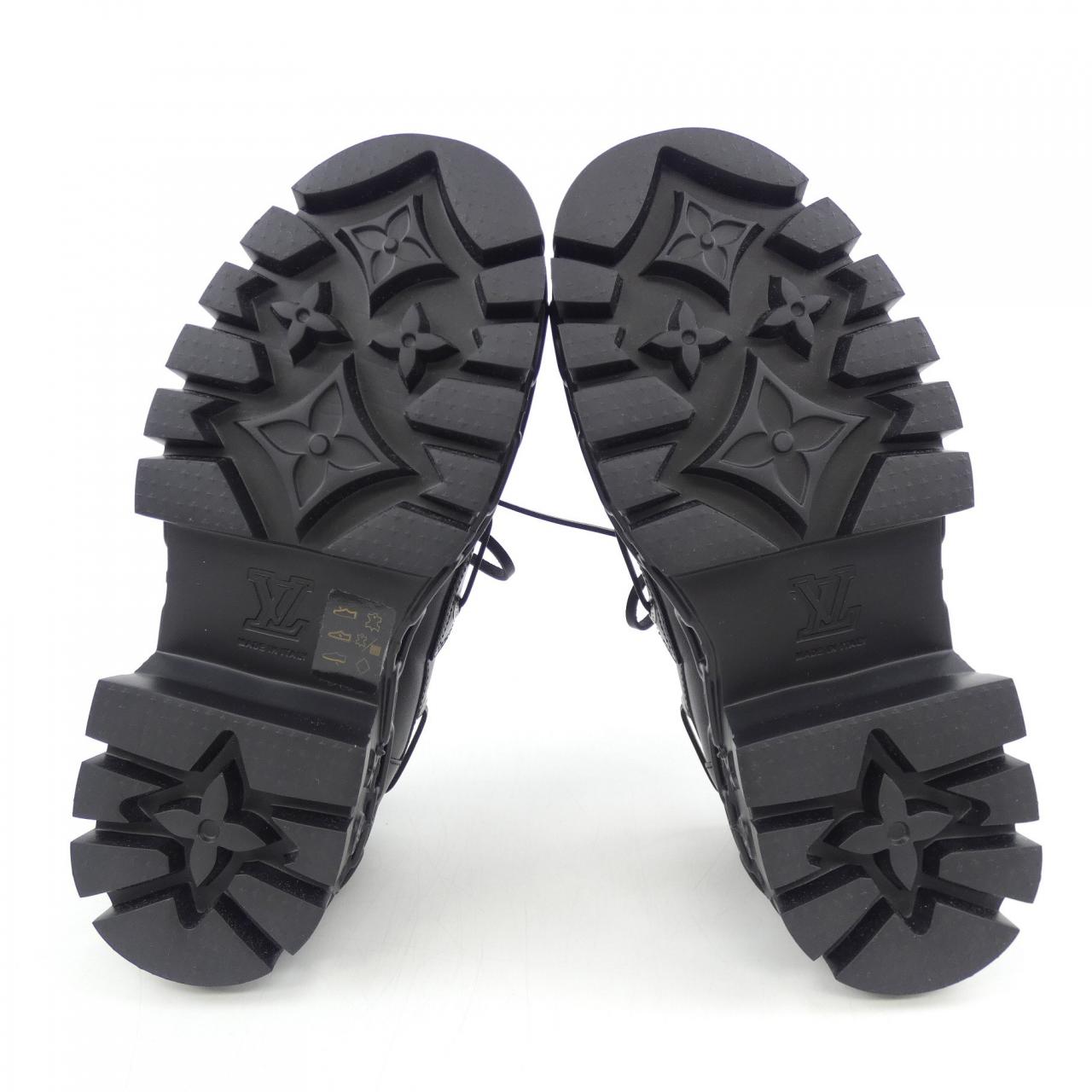 Louis Vuitton LV Record Boat Calf Leather Shoes