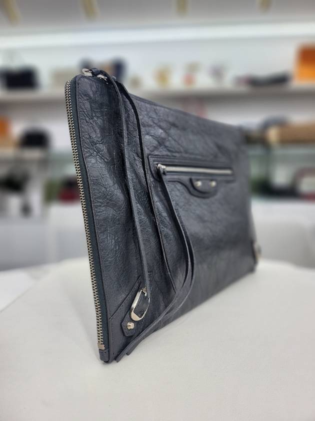 Balenciaga Classic Motor Clutch 362967
