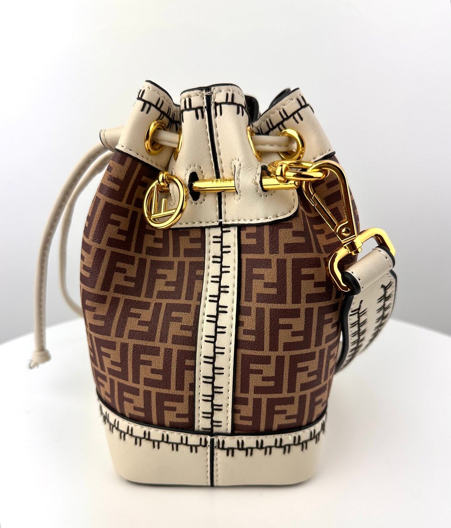 Fendi Mon Tresor bucket bag in suede with FF logo