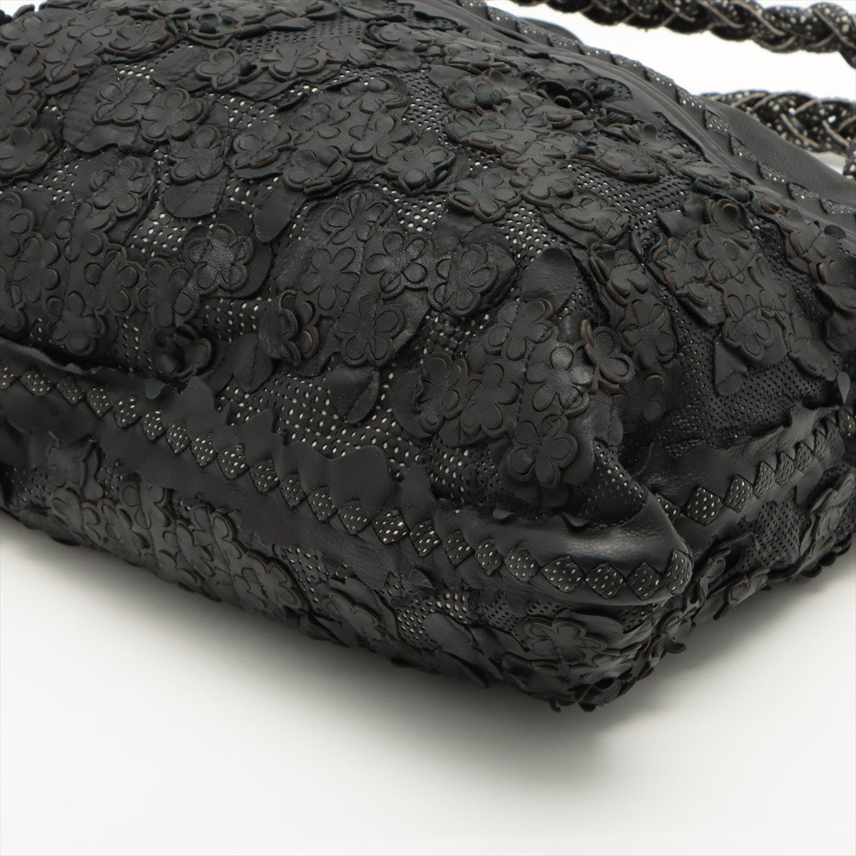 Bottega Veneta Intrecciato Leather Handbag Black Bottega