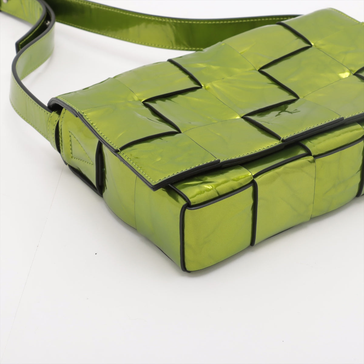 Bottega Veneta Maxi Inlet Padette Leather Shoulder Bag Green