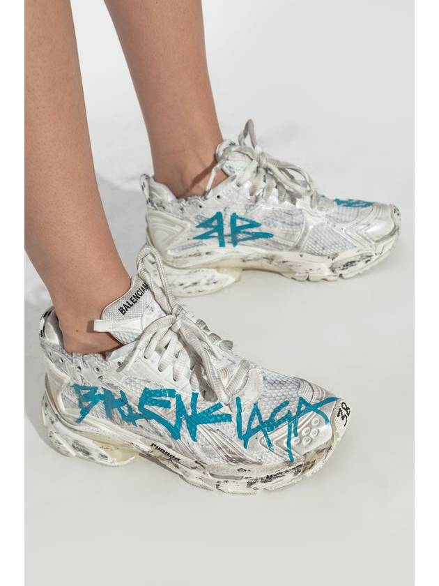 Balenciaga Runner Graffiti Low Top Sneakers White