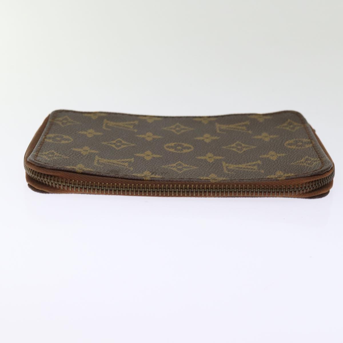 LOUIS VUITTON Monogram Passport Case LV 74332
