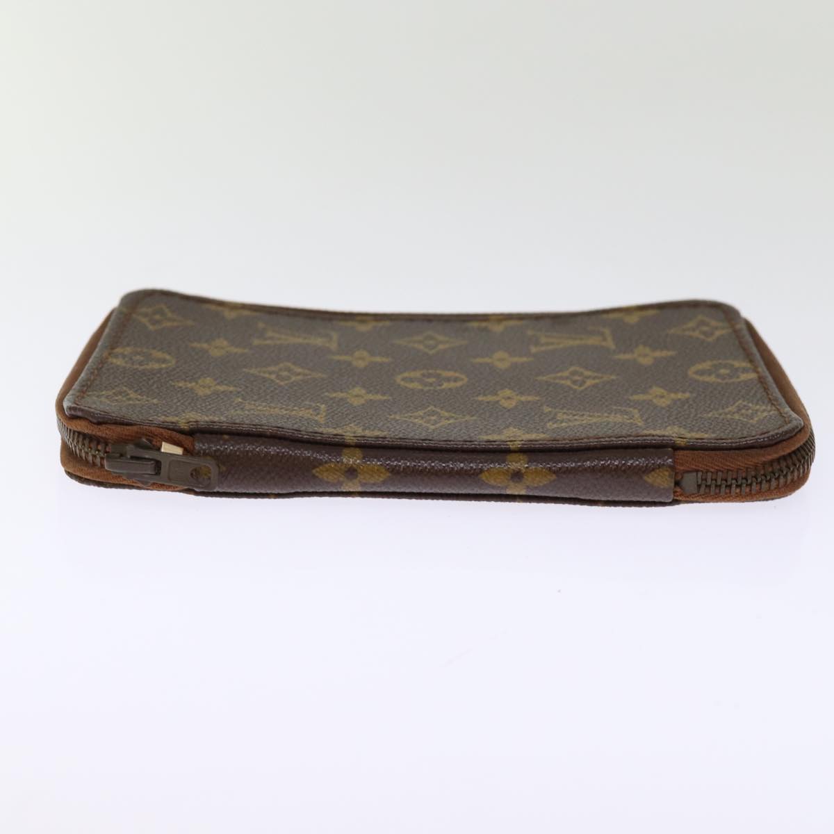 LOUIS VUITTON Monogram Passport Case LV 74332