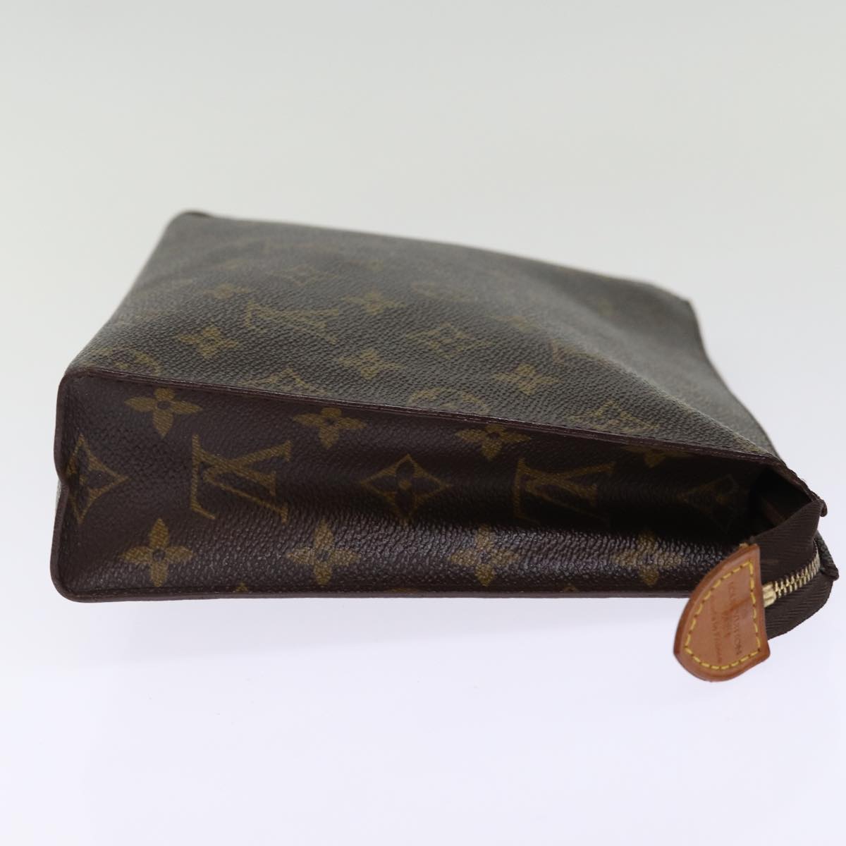 LOUIS VUITTON Monogram Poche Toilette 26 Pouch M47542 LV 75025