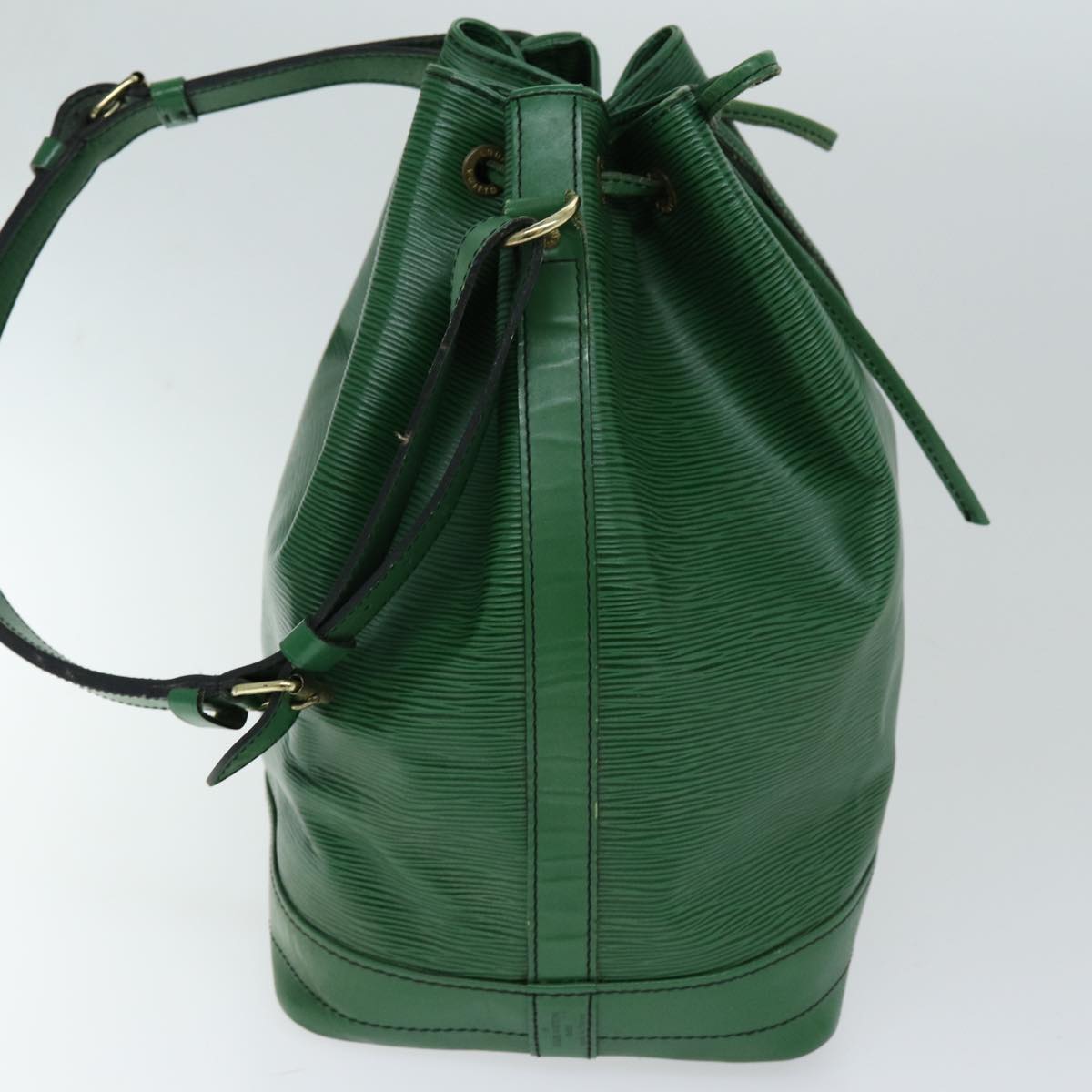 LOUIS VUITTON Epi Noe Shoulder Bag Green M44004 LV 75184