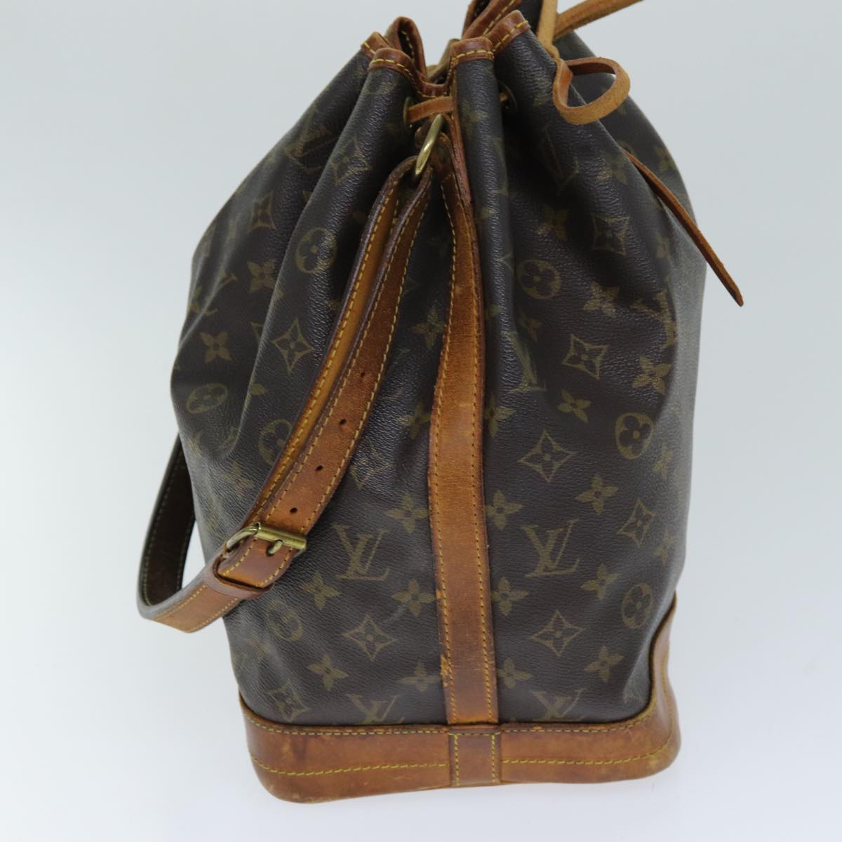 LOUIS VUITTON Monogram Noe Shoulder Bag M42224 LV 75492