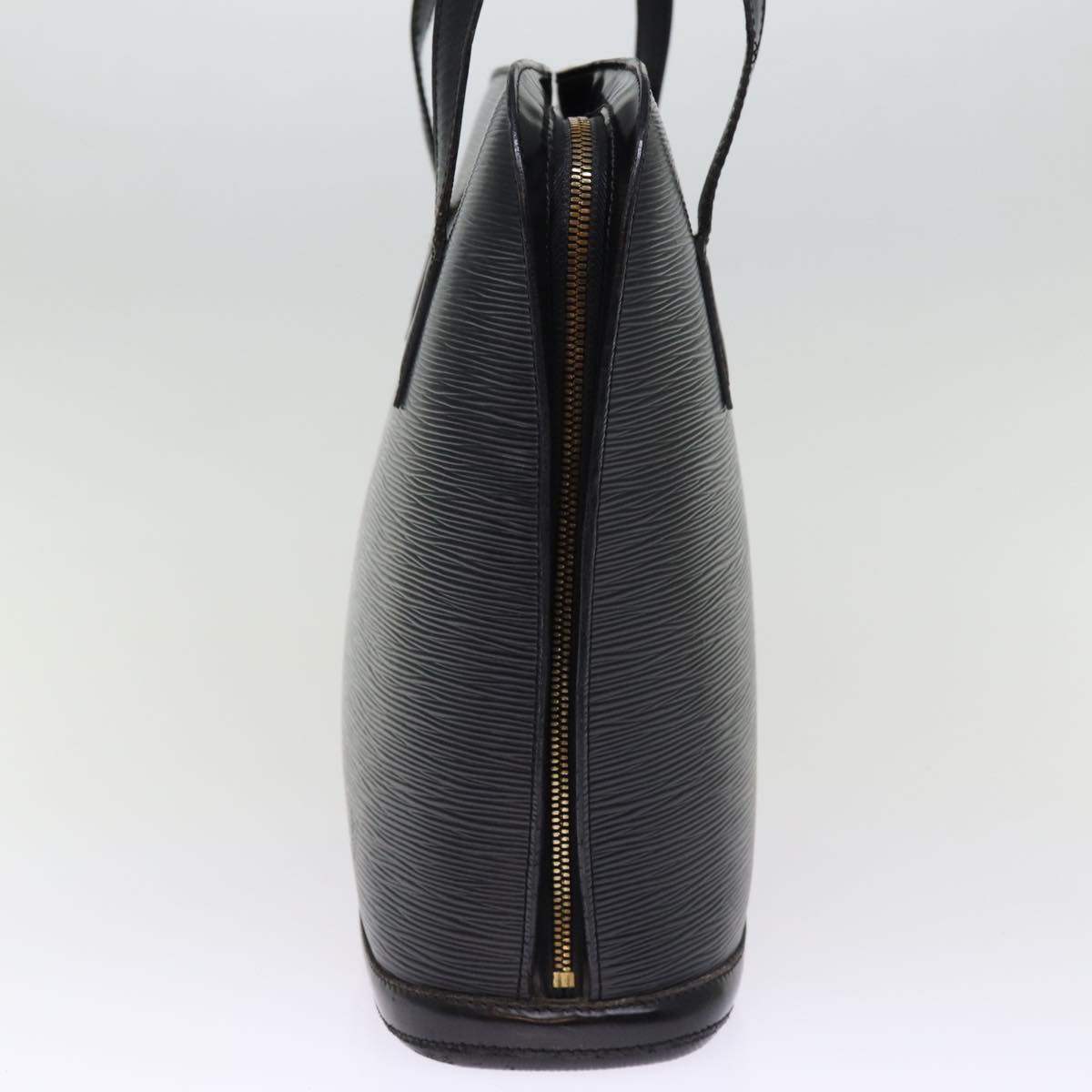LOUIS VUITTON Epi Lussac Shoulder Bag Black M52282 LV 75752
