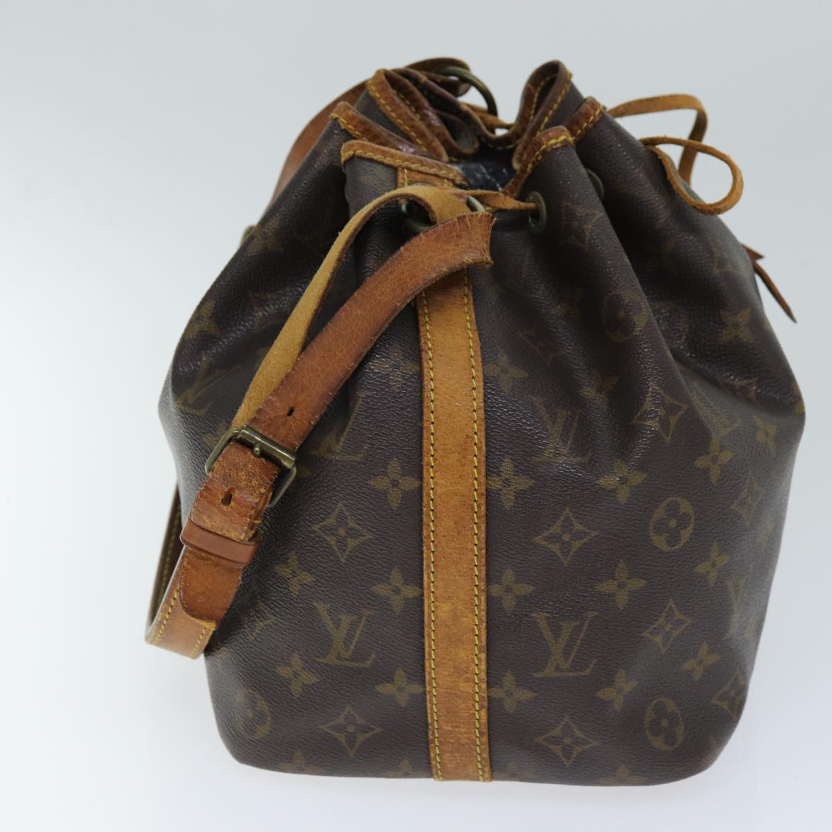LOUIS VUITTON Monogram Petit Noe Shoulder Bag M42226 LV 75782