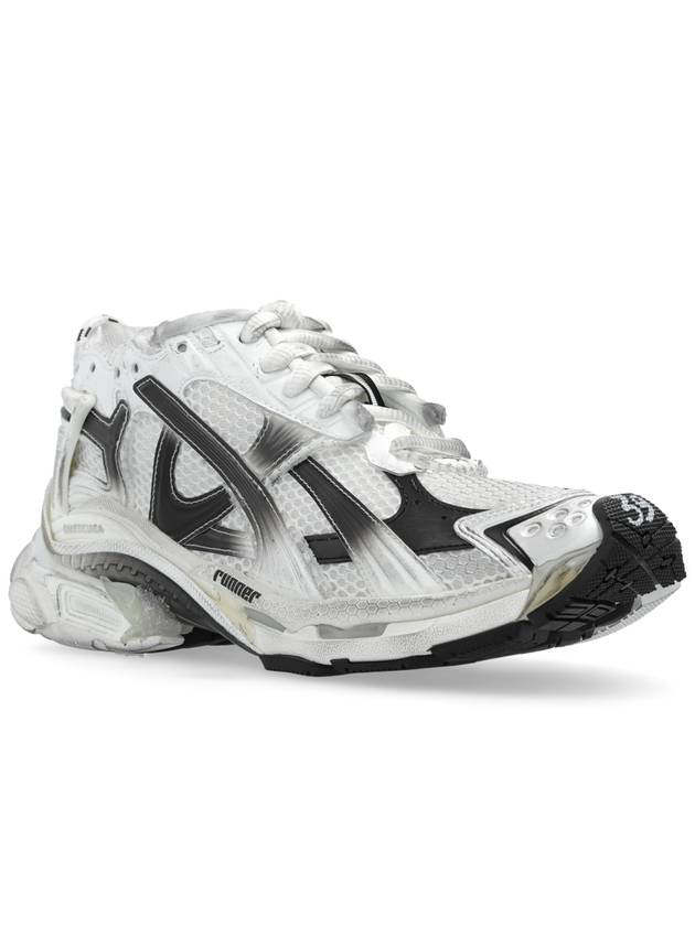 Balenciaga Balenciaga Sports Shoes 'Runner', Women's, White