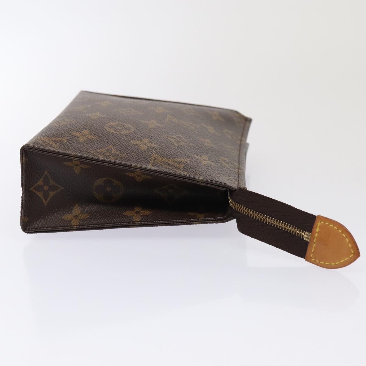 LOUIS VUITTON Monogram Poche Toilette 19 Pouch M47544 LV 82185