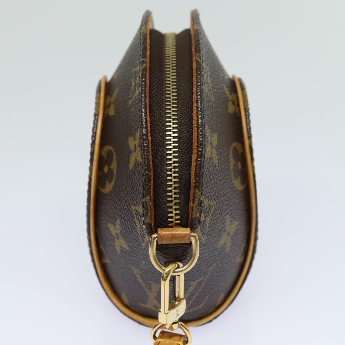 LOUIS VUITTON Monogram Mini ellipse Pouch M51129 LV 84152A
