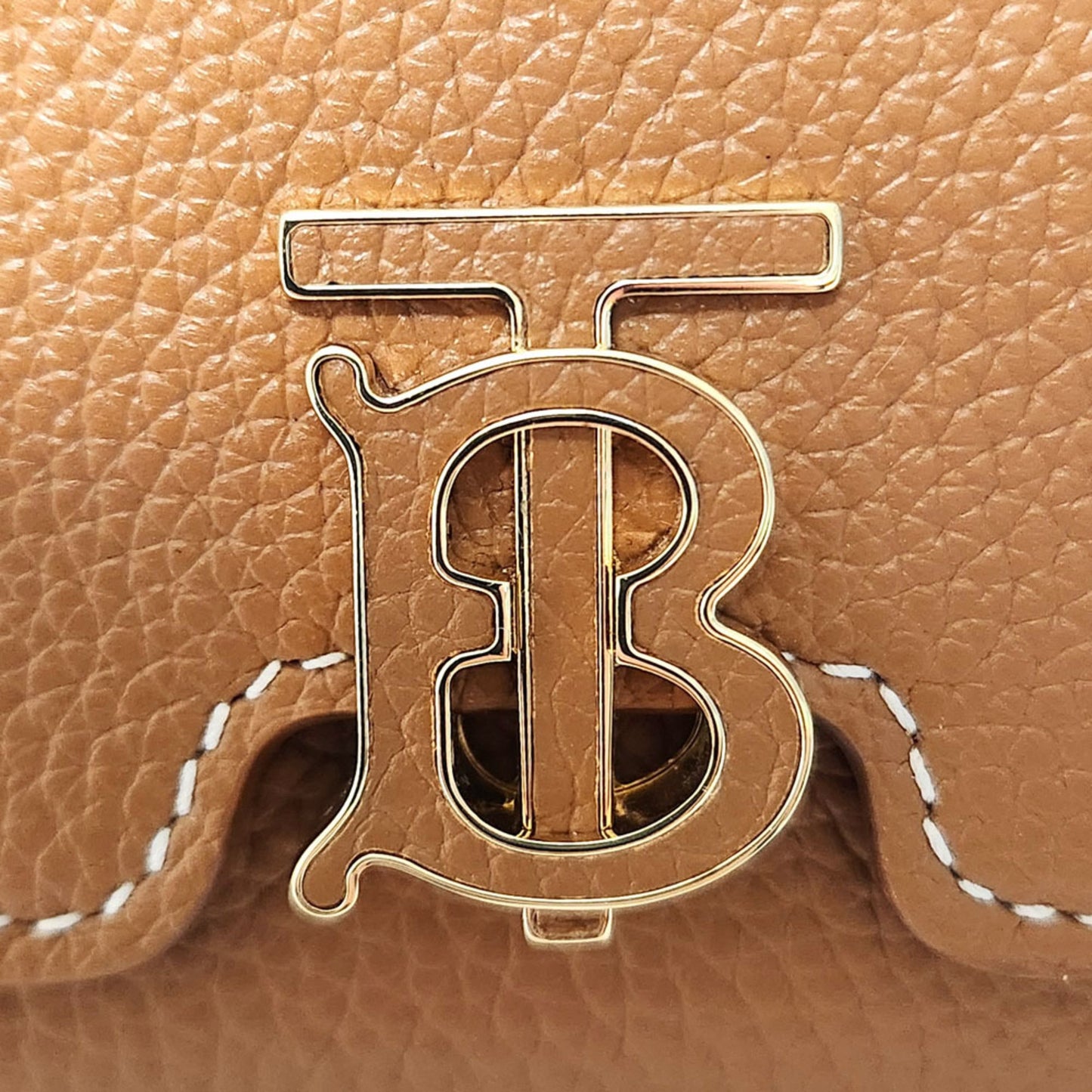 Burberry Leather Wallet (Tri-Fold) ()